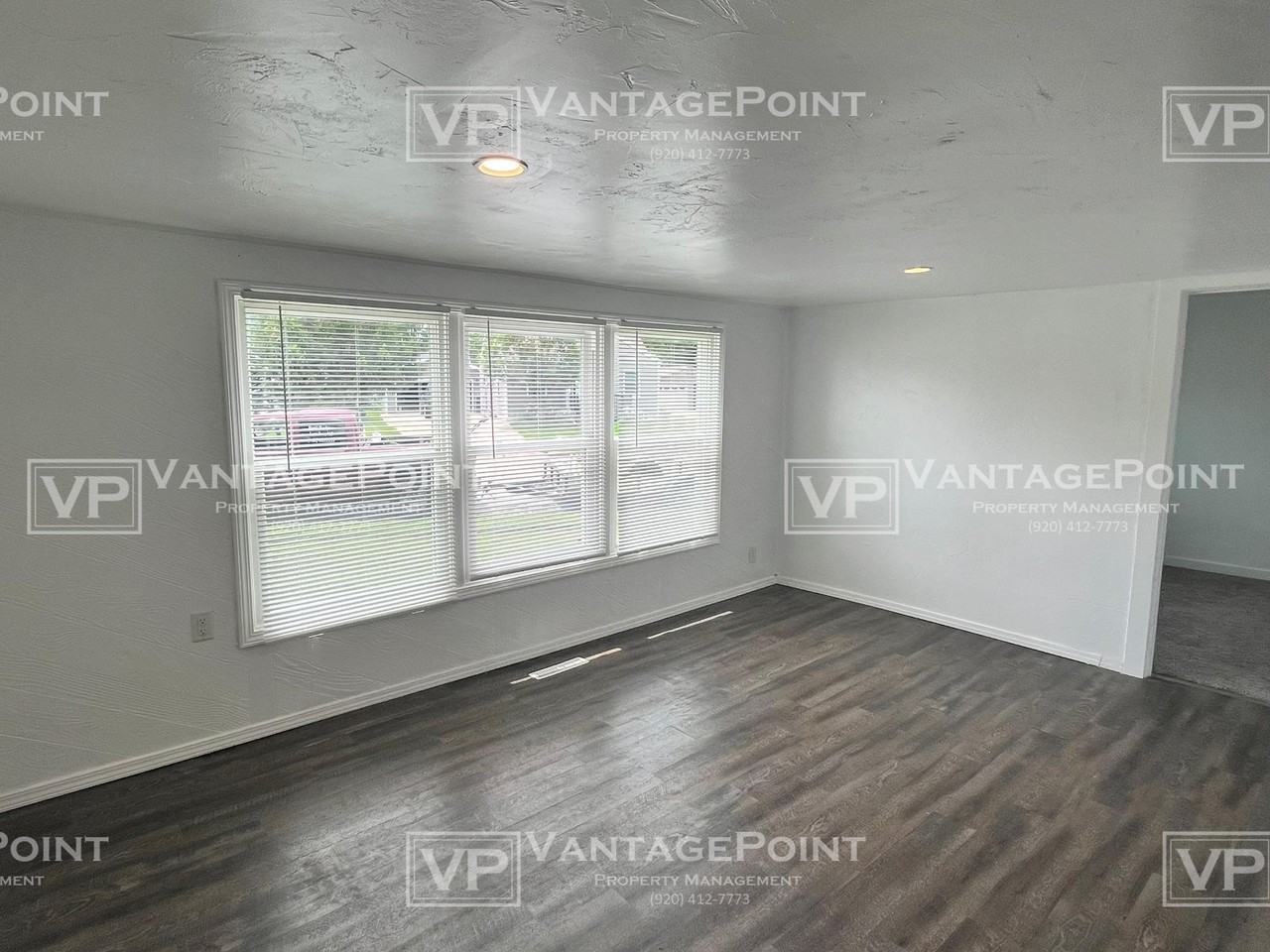 917 Merrill St #1 - Photo 4 of 15