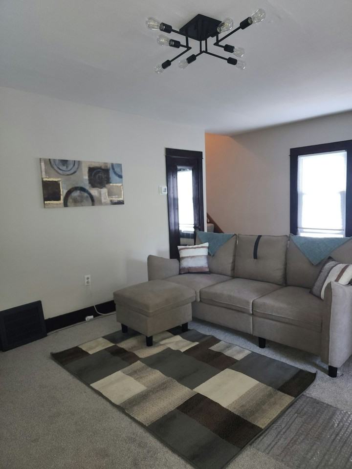 1448 Franklin Ave - Photo 7 of 7