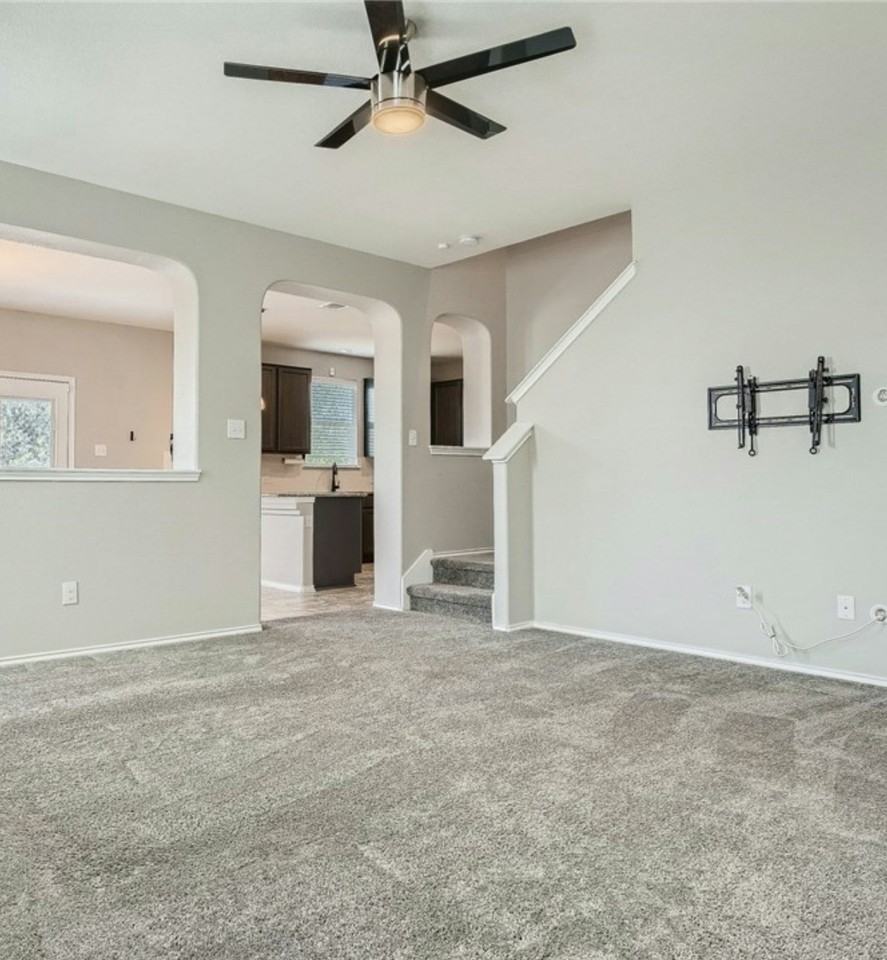 19219 Zachary Taylor Street - Photo 3 of 12