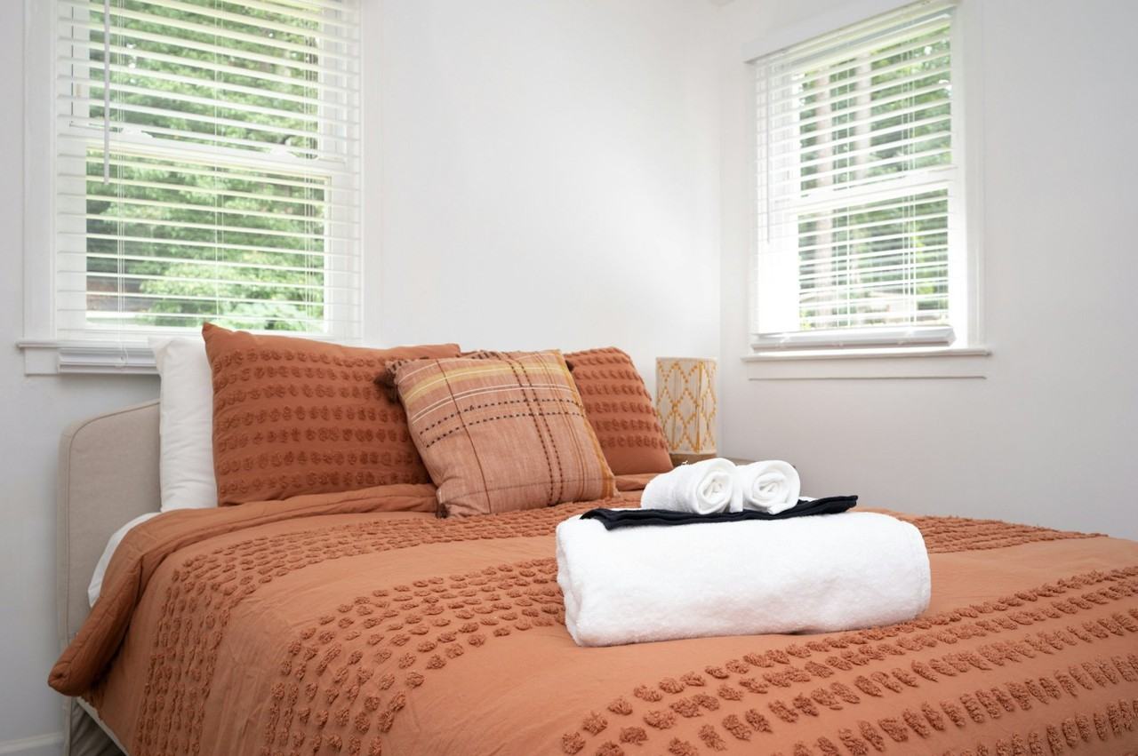 2351 Jackson Drive - Photo 5 of 35