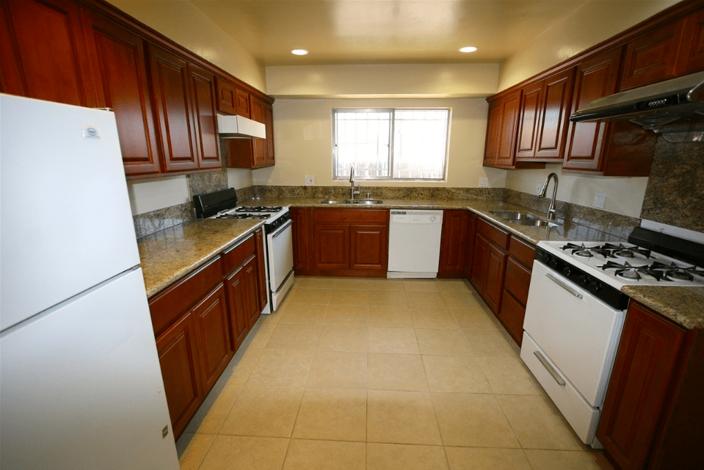 4808 63rd Street - Photo 2 of 23