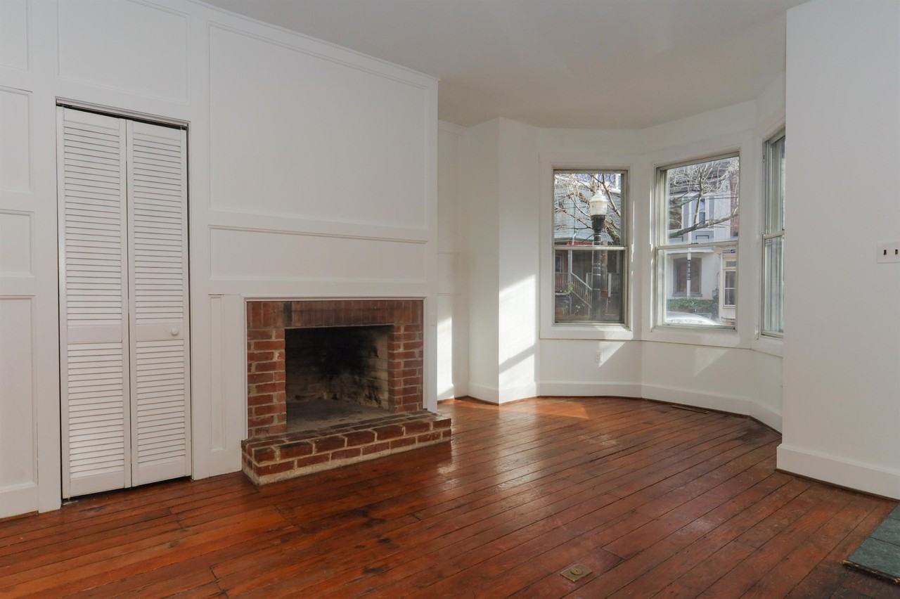 1019 N Monroe St #1 - Photo 5 of 20