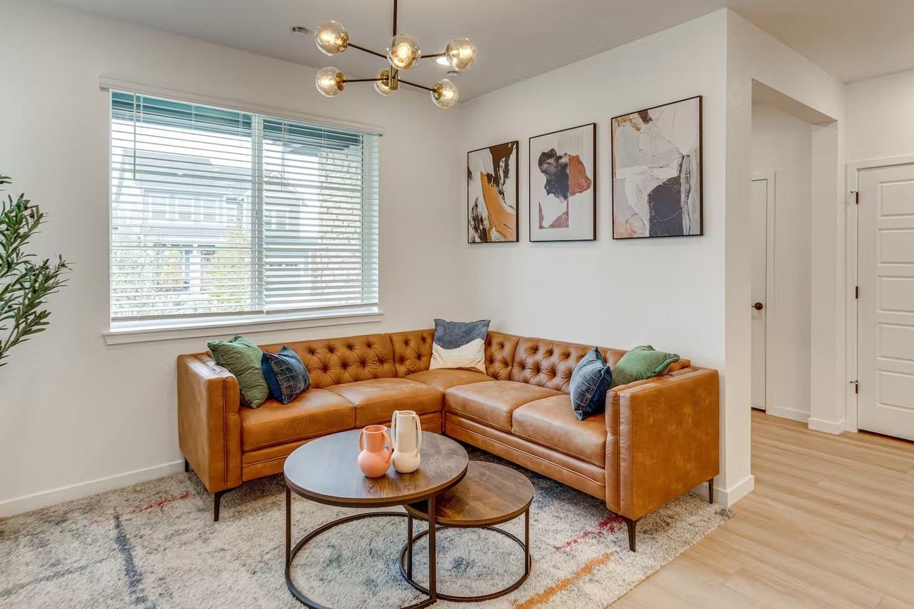 21176 East 62nd Drive - Photo 6 of 35