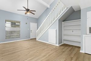 featured image of 1176 Oregon Ave #2