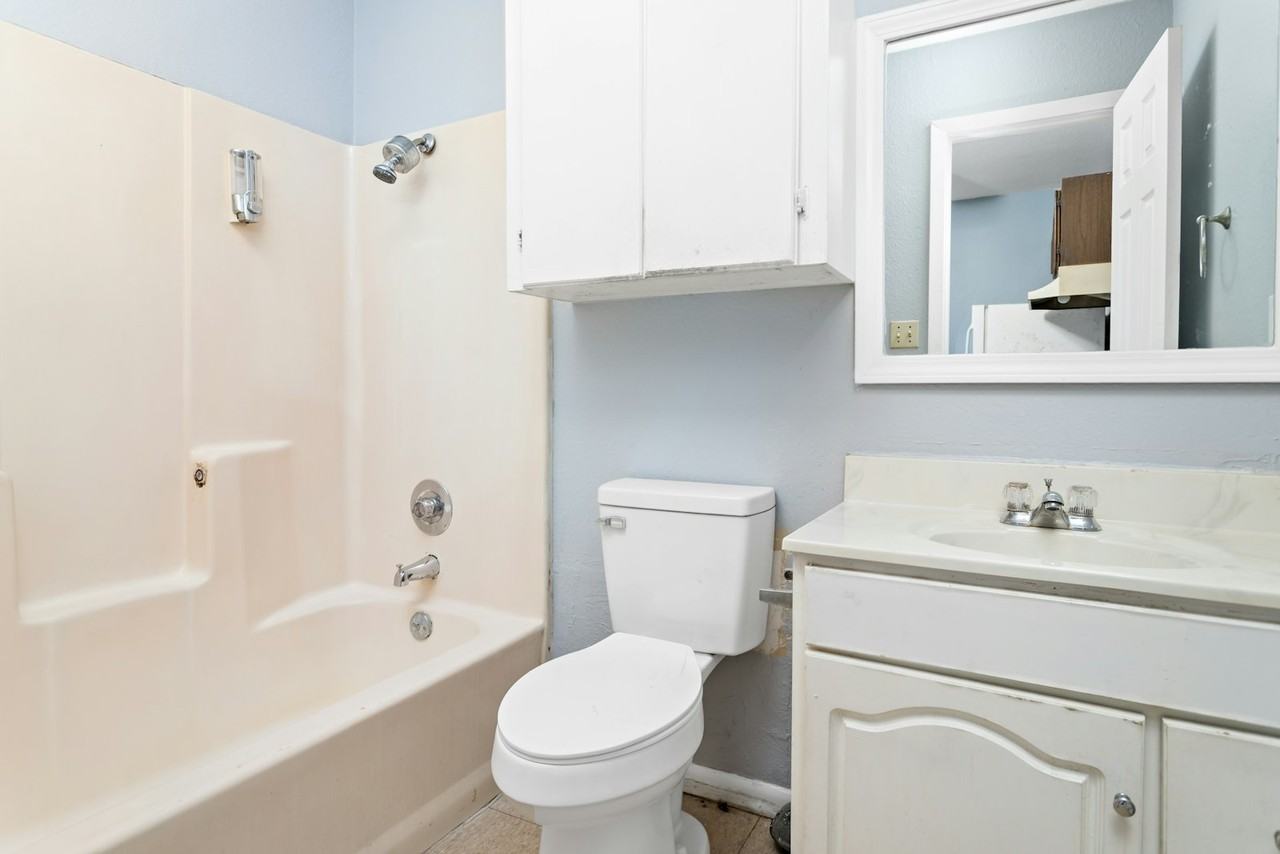 1176 Oregon Avenue, Unit 2 - Photo 4 of 9