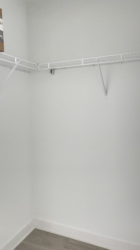1111 Southwest 1st Avenue, Unit 4021 - Photo 6 of 7