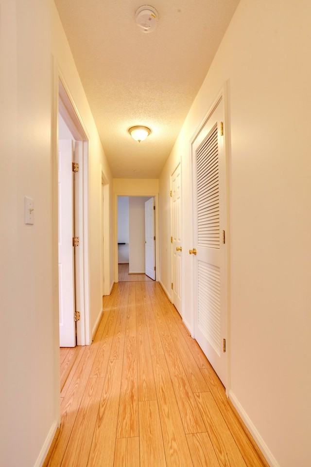 720 Monroe Senter St - Photo 5 of 11