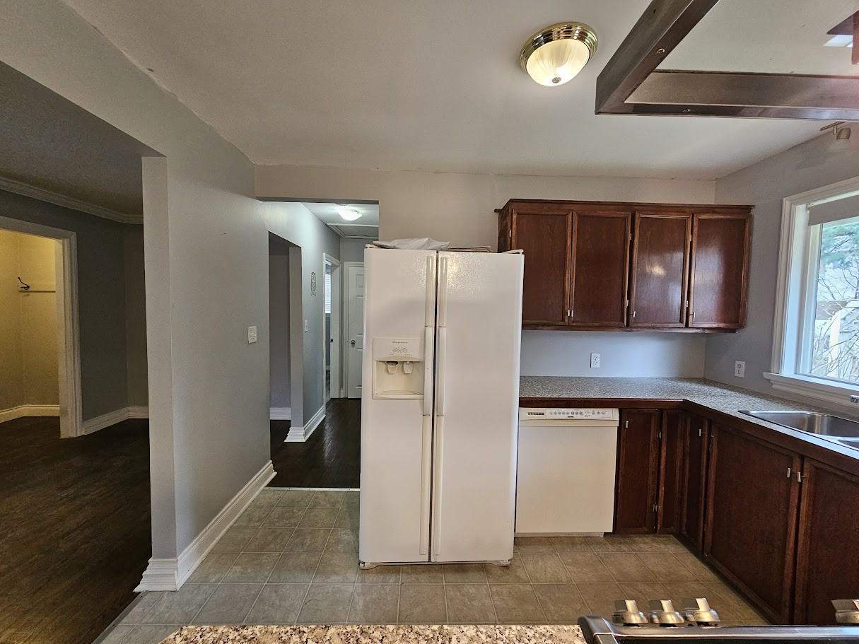 7816 Taulbut St #1 - Photo 7 of 22