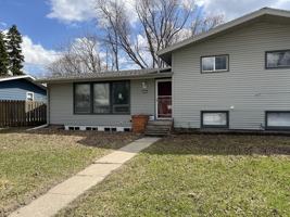 featured image of 418 Forest Ave N #3