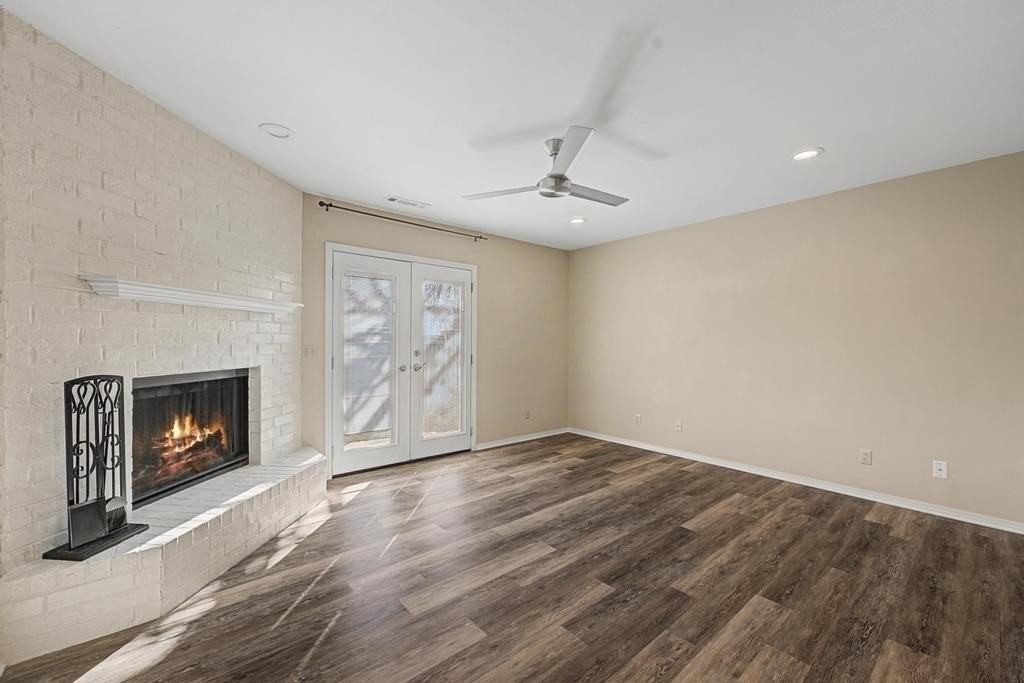 298 W Mountain St - Photo 2 of 19