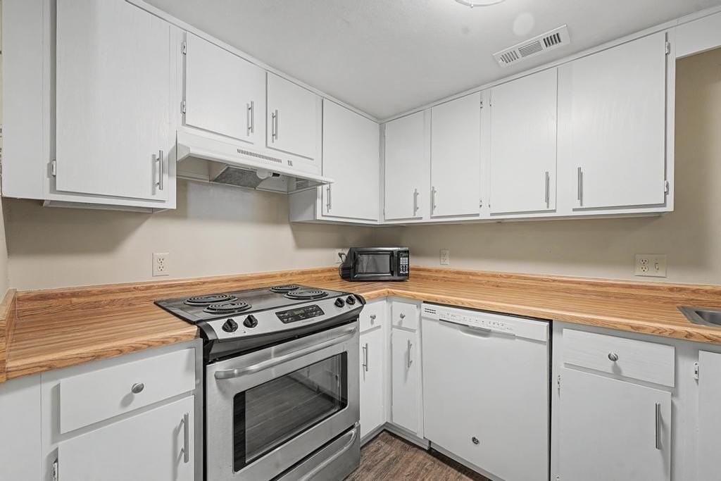 298 W Mountain St - Photo 6 of 19