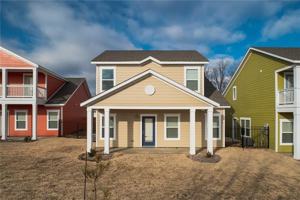 featured image of 1690 N Izard Ln