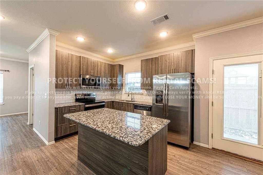 1374 N Corsica Dr - Photo 5 of 19