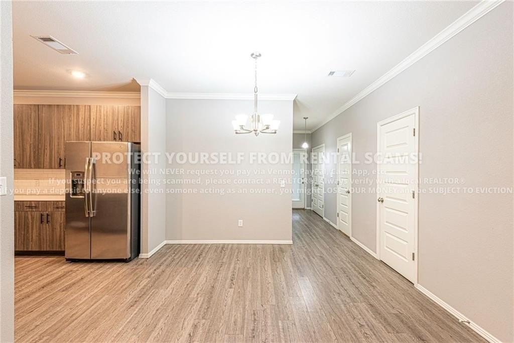 1287 N Corsica Dr - Photo 5 of 19