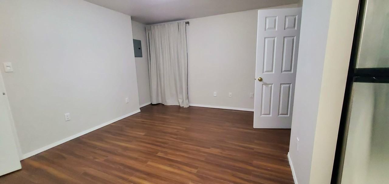 1970 300-134 - 1970 12 Avenue - B #B - Photo 2 of 5