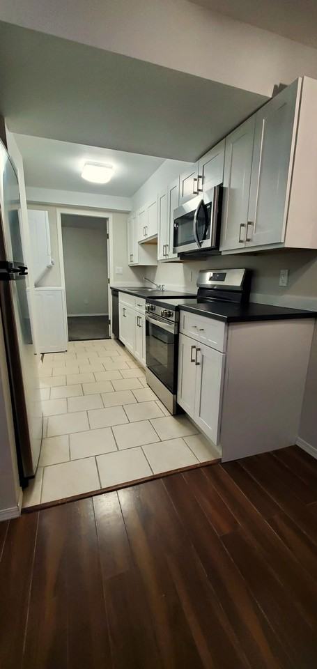 1970 300-134 - 1970 12 Avenue - B #B - Photo 3 of 5