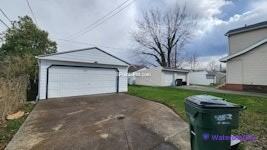 5015 E 113th St #1 - Photo 6 of 33