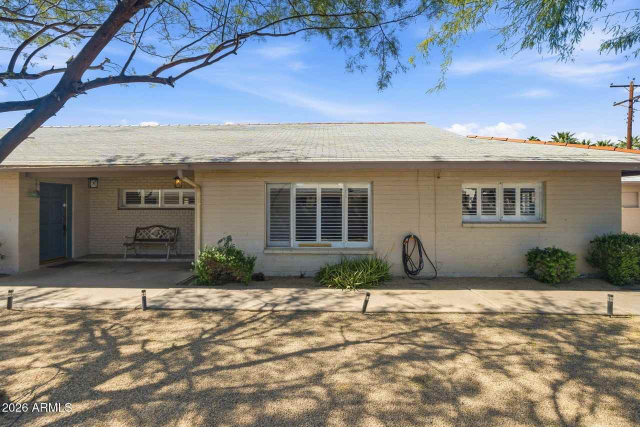 3640 E Montecito Ave Apt 2 - Photo 4 of 30