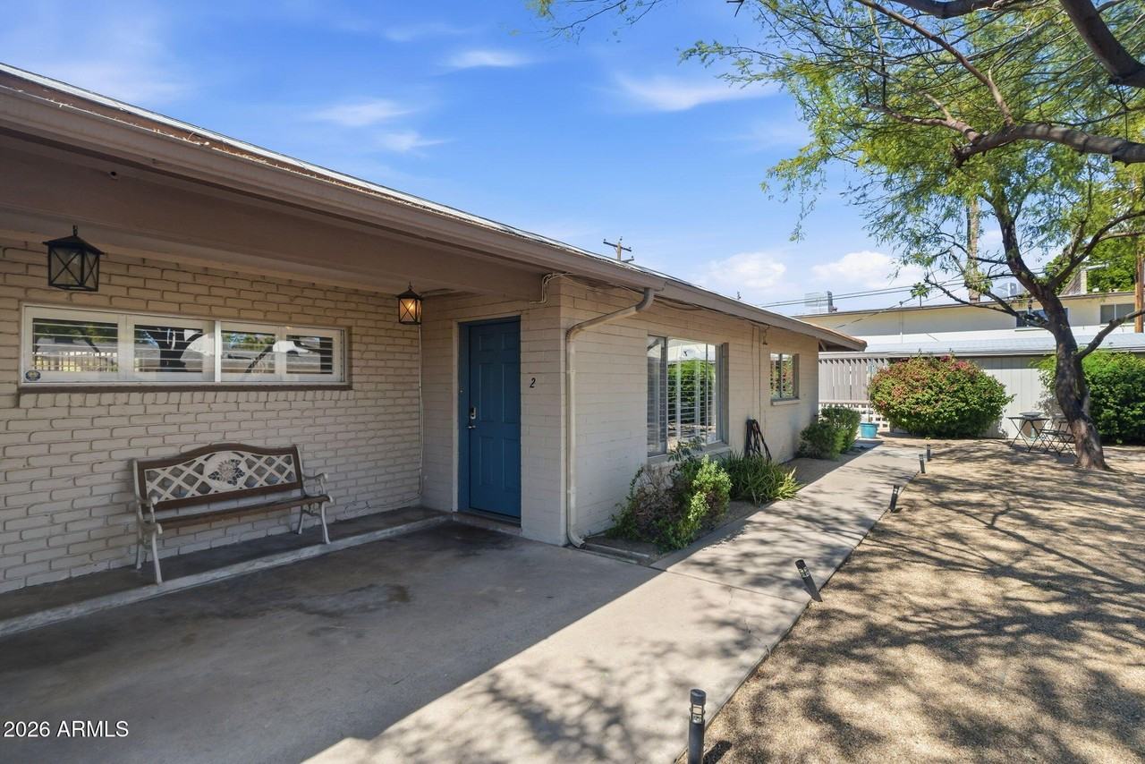 3640 E Montecito Ave Apt 2 - Photo 7 of 30