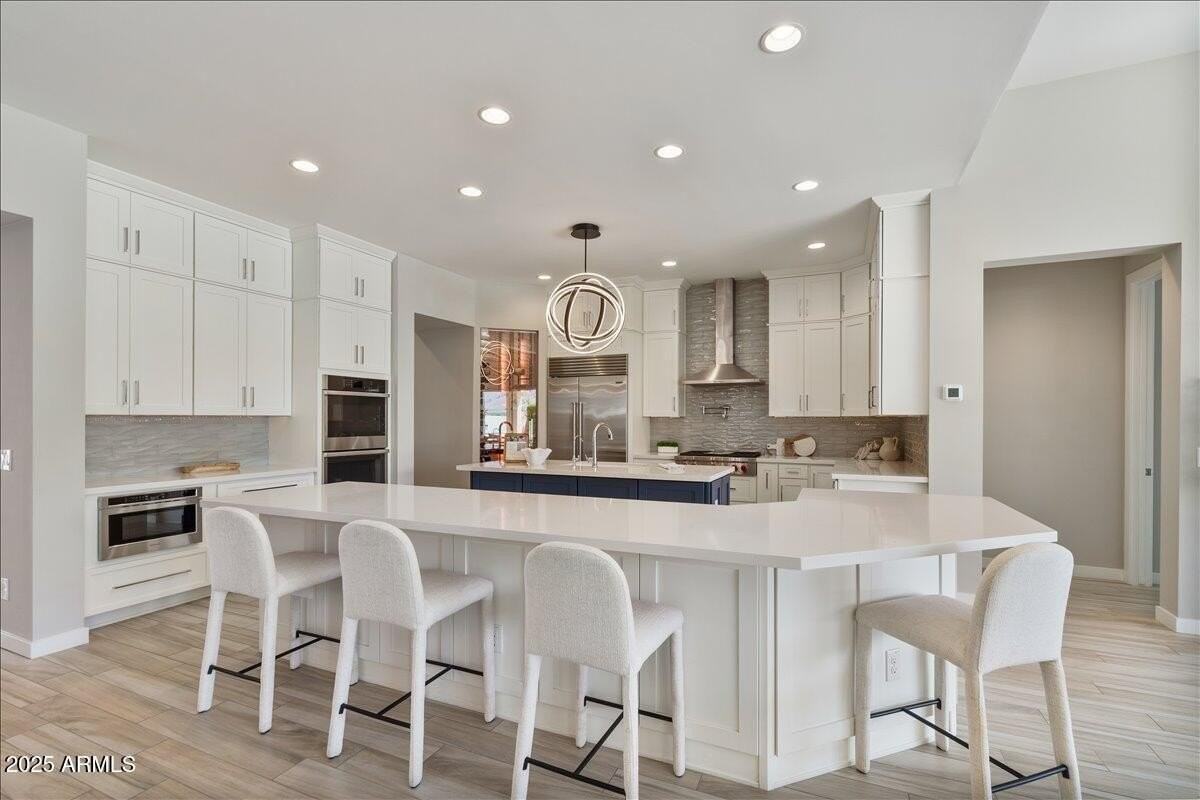 5543 E Beryl Ave - Photo 4 of 50