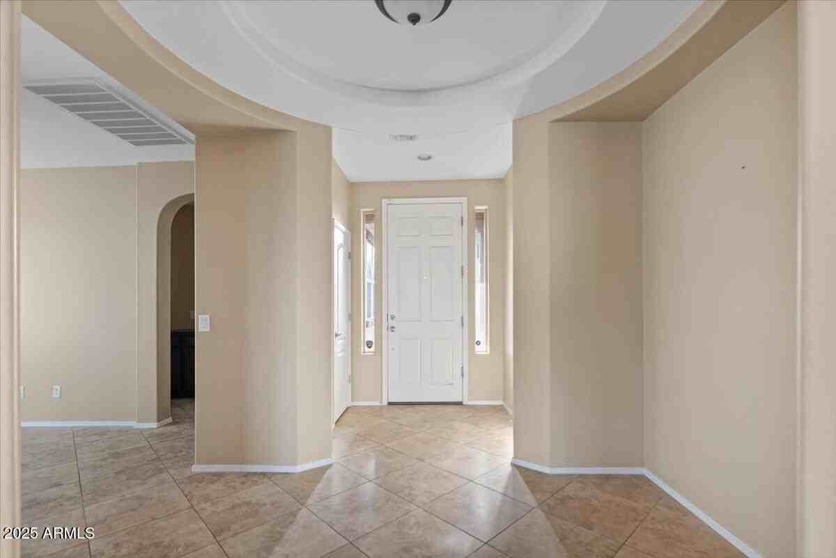 1680 E Nightingale Ln - Photo 4 of 36