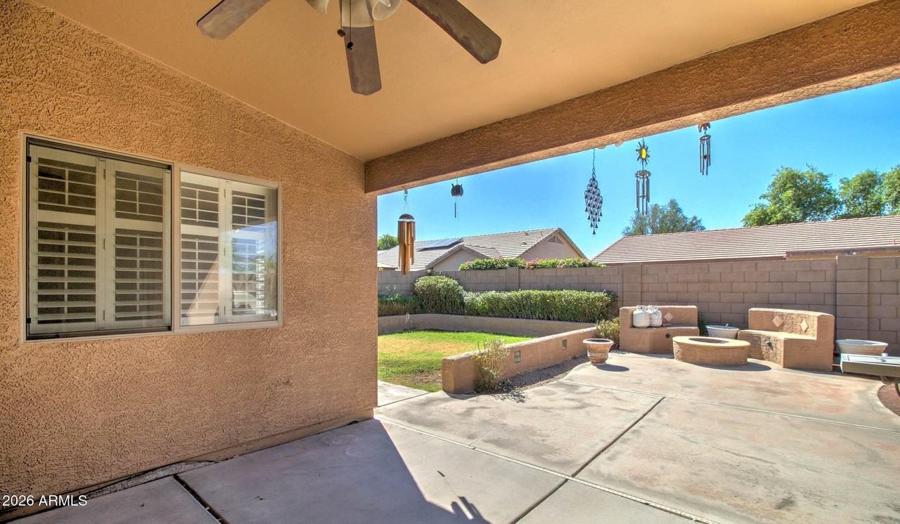 9271 W Sunnyslope Ln - Photo 5 of 5