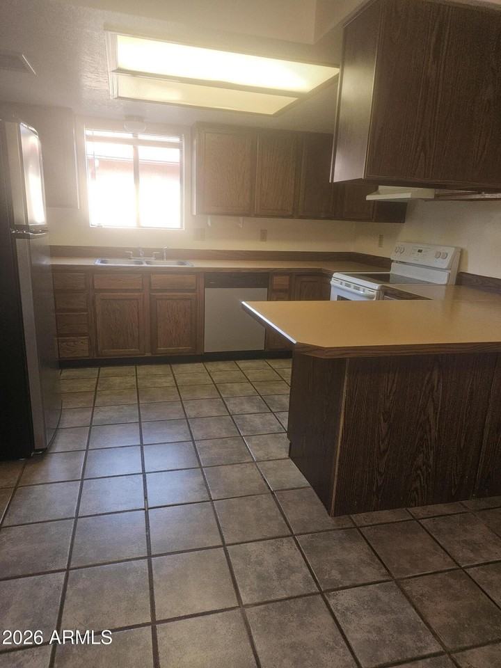 5085 Camino De Arena - Photo 5 of 13