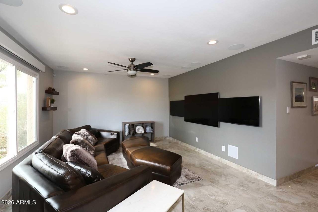 8390 E Solano Dr - Photo 3 of 50