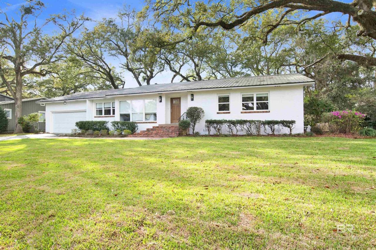 380 S Church St - Photo 2 of 50