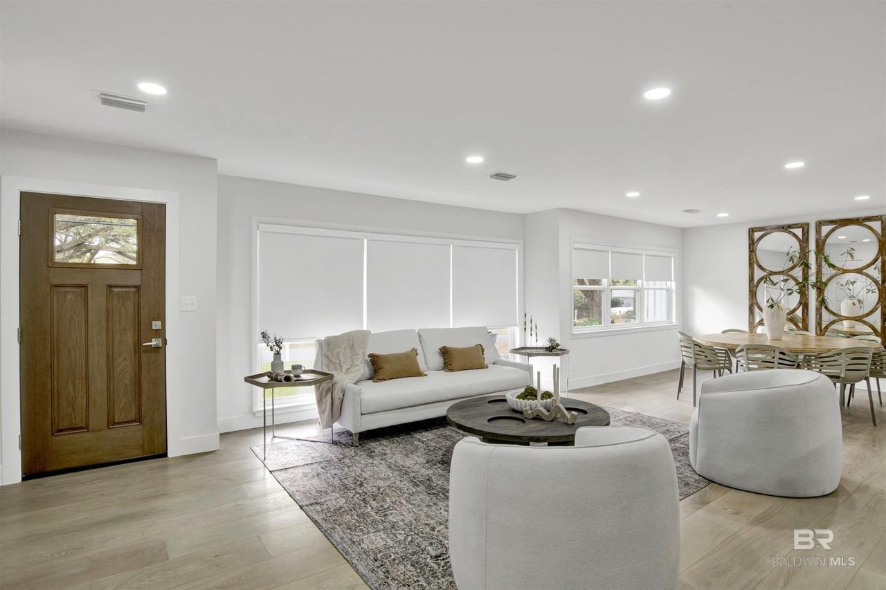 380 S Church St - Photo 6 of 50