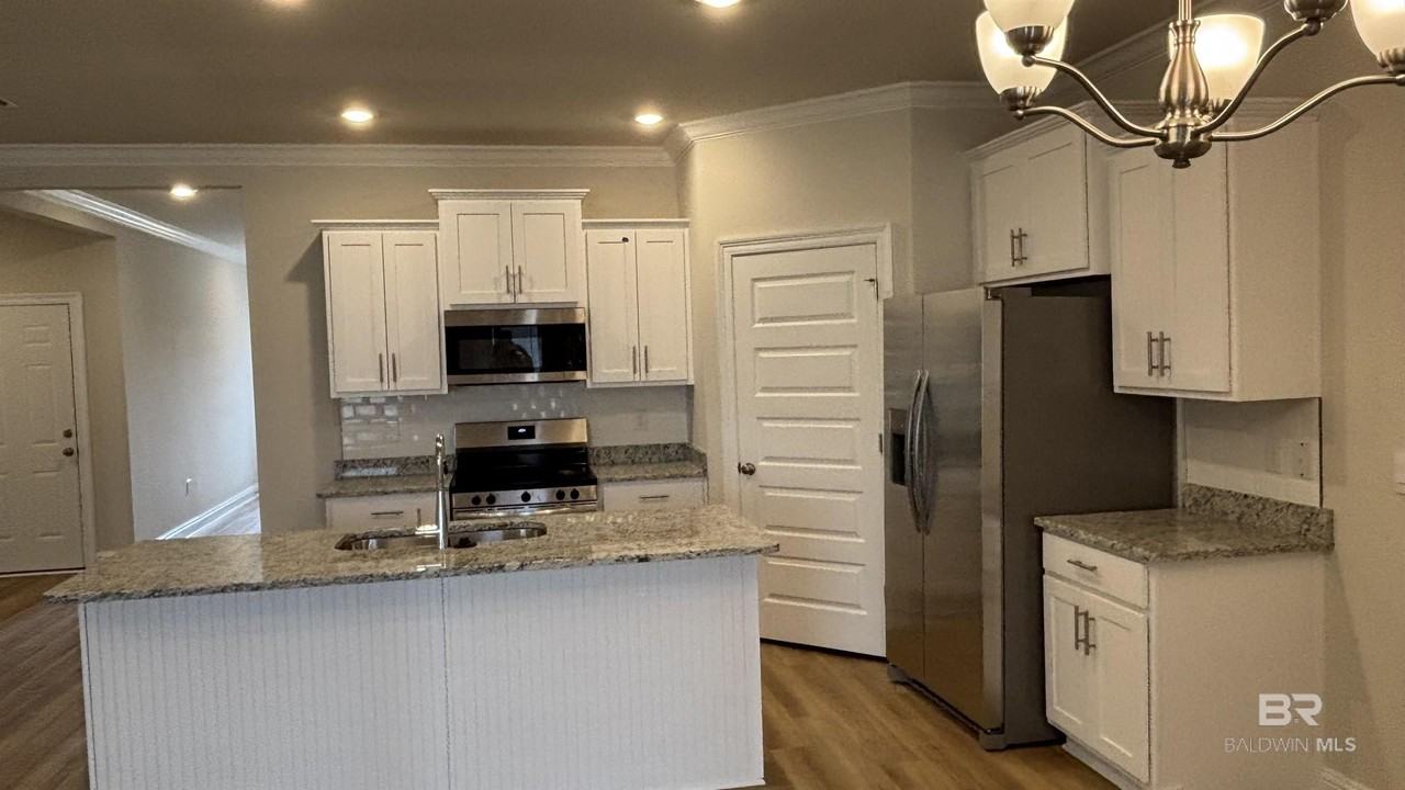 452 Parkerman Ave - Photo 2 of 29