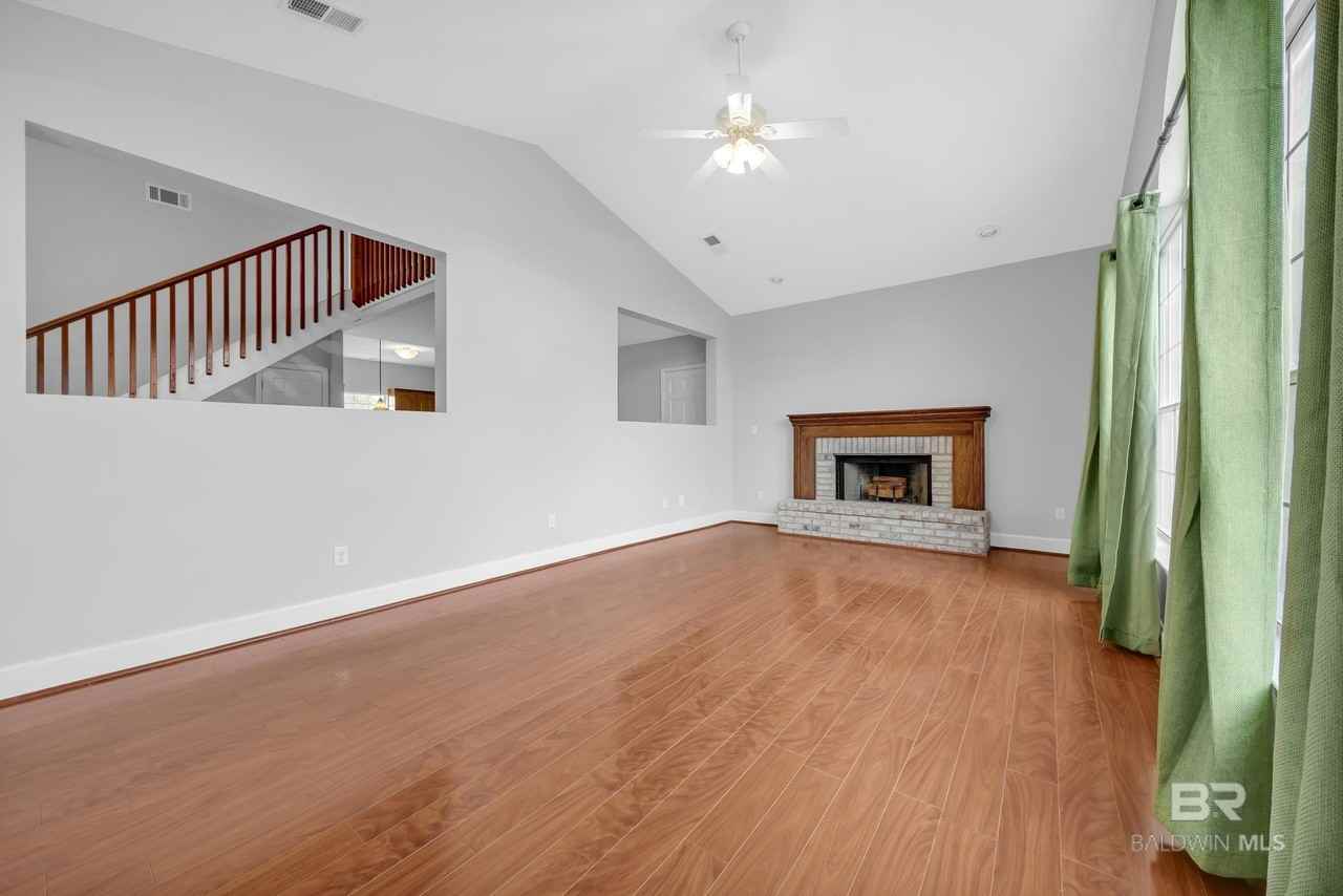 9785 Terrace Dr - Photo 3 of 16