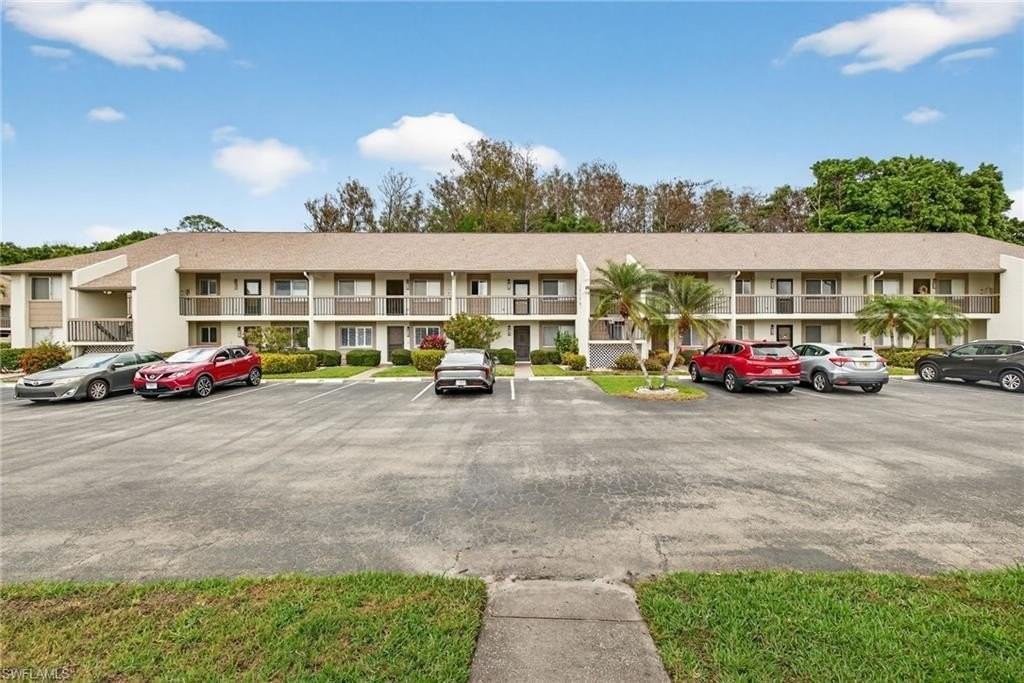 13170 White Marsh Ln Apt 200 - Photo 2 of 24