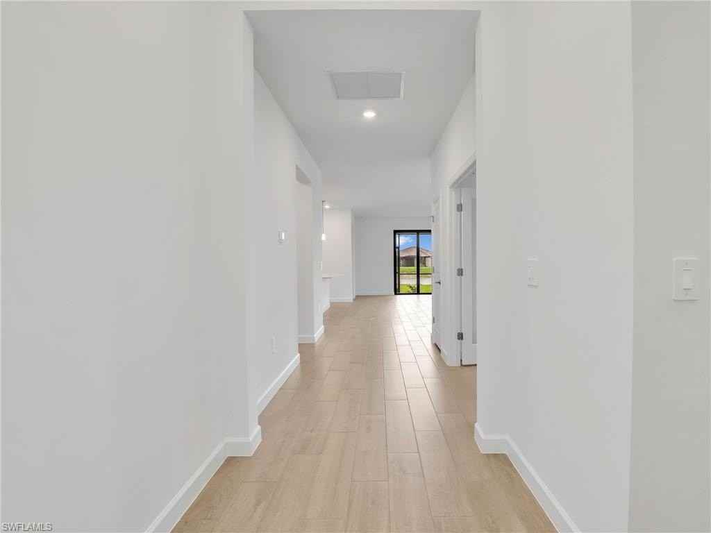 19097 Hinkley Dr - Photo 6 of 43