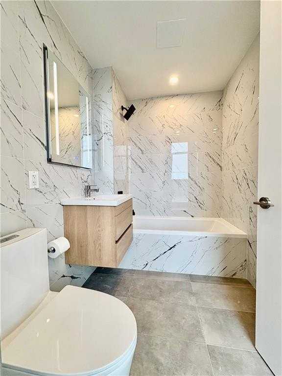 816 58th St #8B - Photo 7 of 8