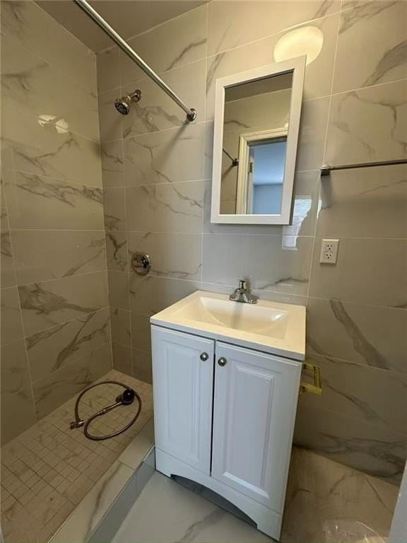 175 72nd St #2 - Photo 6 of 6