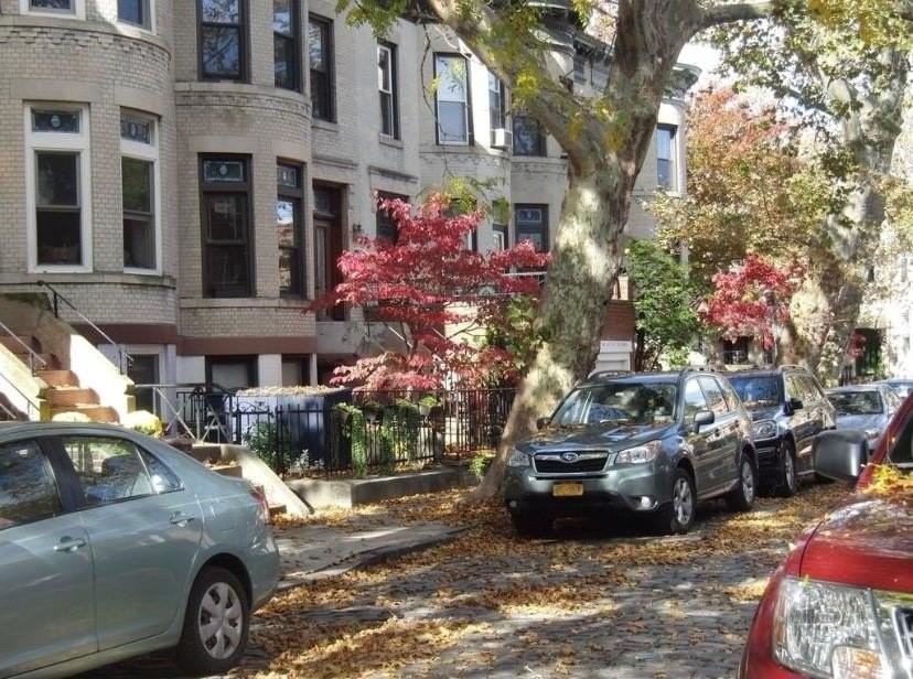 14 Bay Ridge Pl - Photo 2 of 6