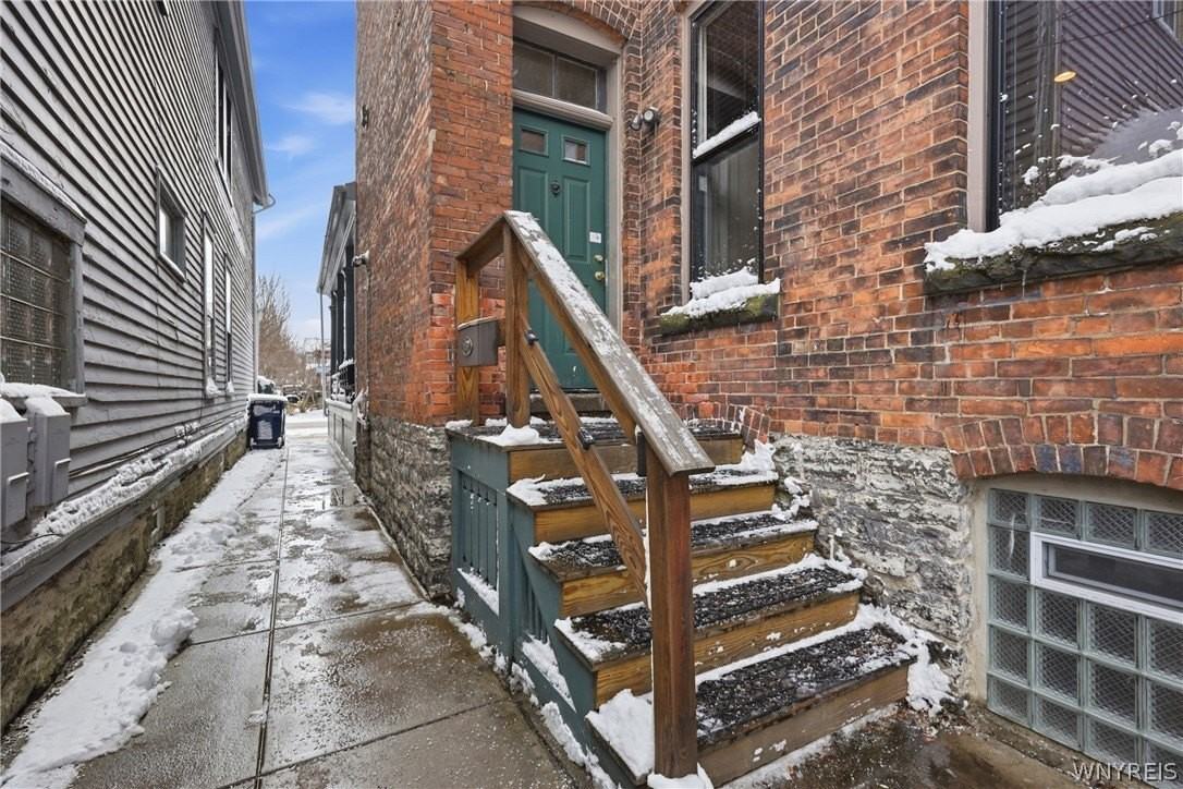 136 #2 York Street - Photo 2 of 15