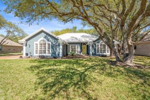 featured image of 423 Augusta Dr