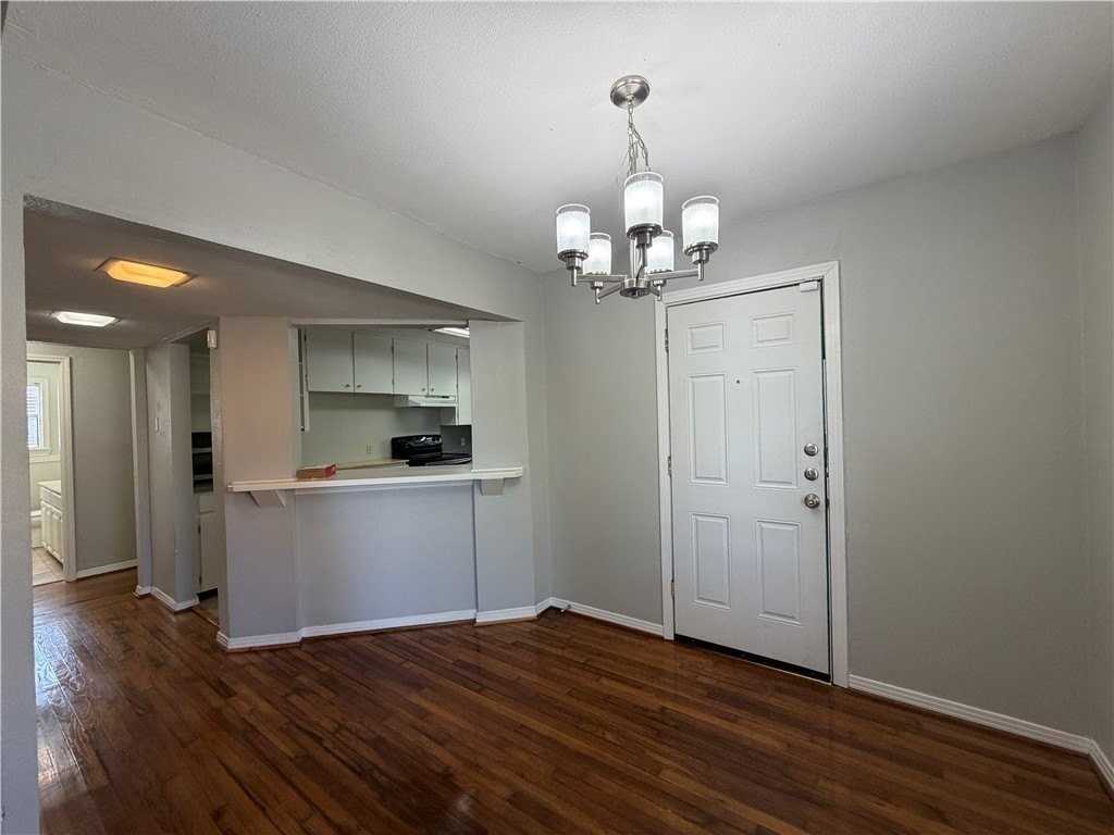 418 Waverly Dr - Photo 7 of 23