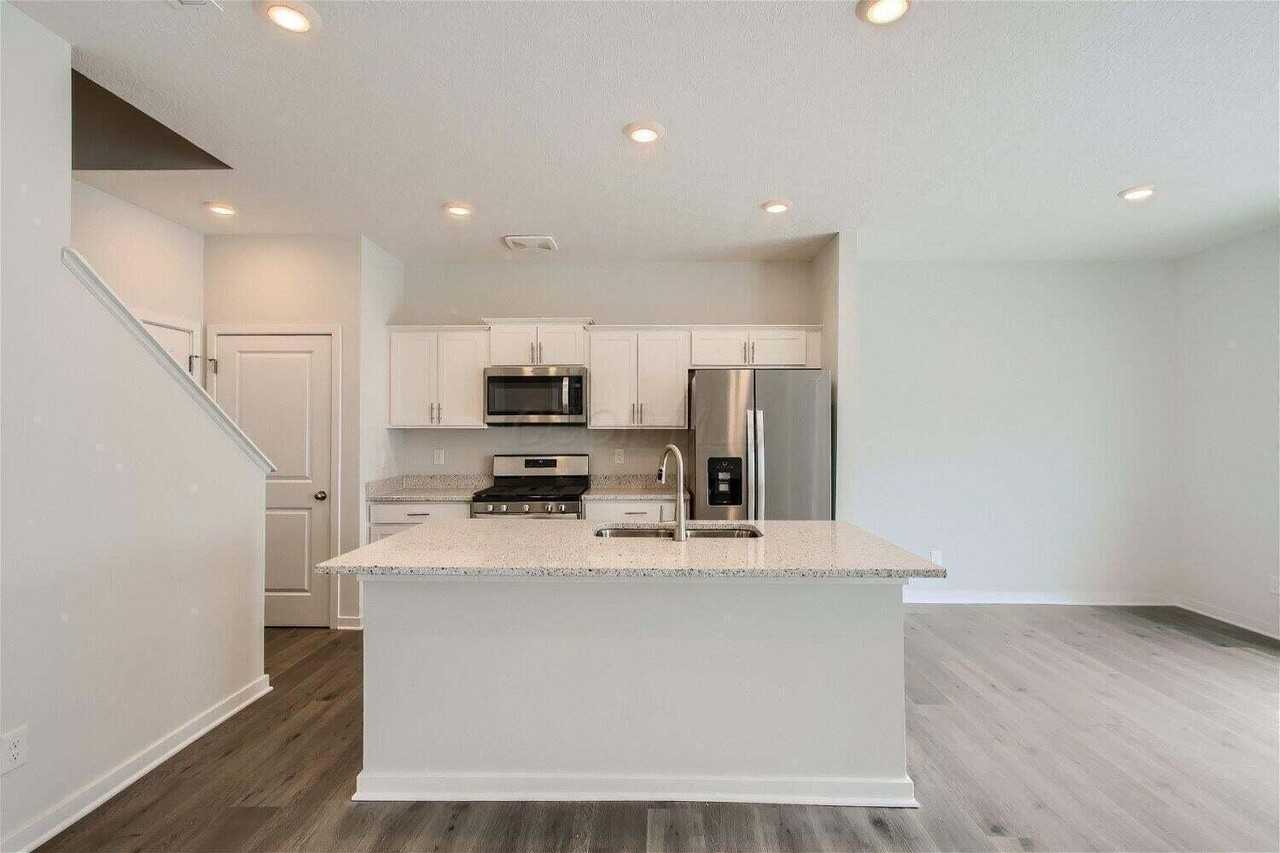 6354 Ripken St - Photo 7 of 25