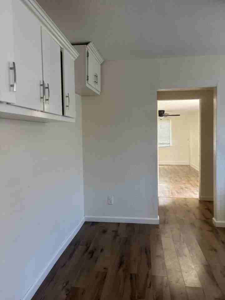 83632 Manzanita Ave Unit B - Photo 5 of 6
