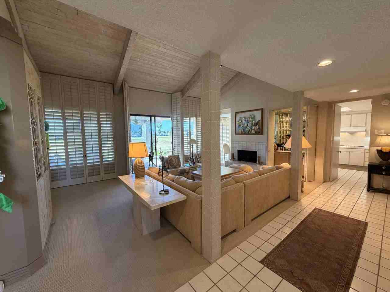 714 Inverness Dr - Photo 2 of 16