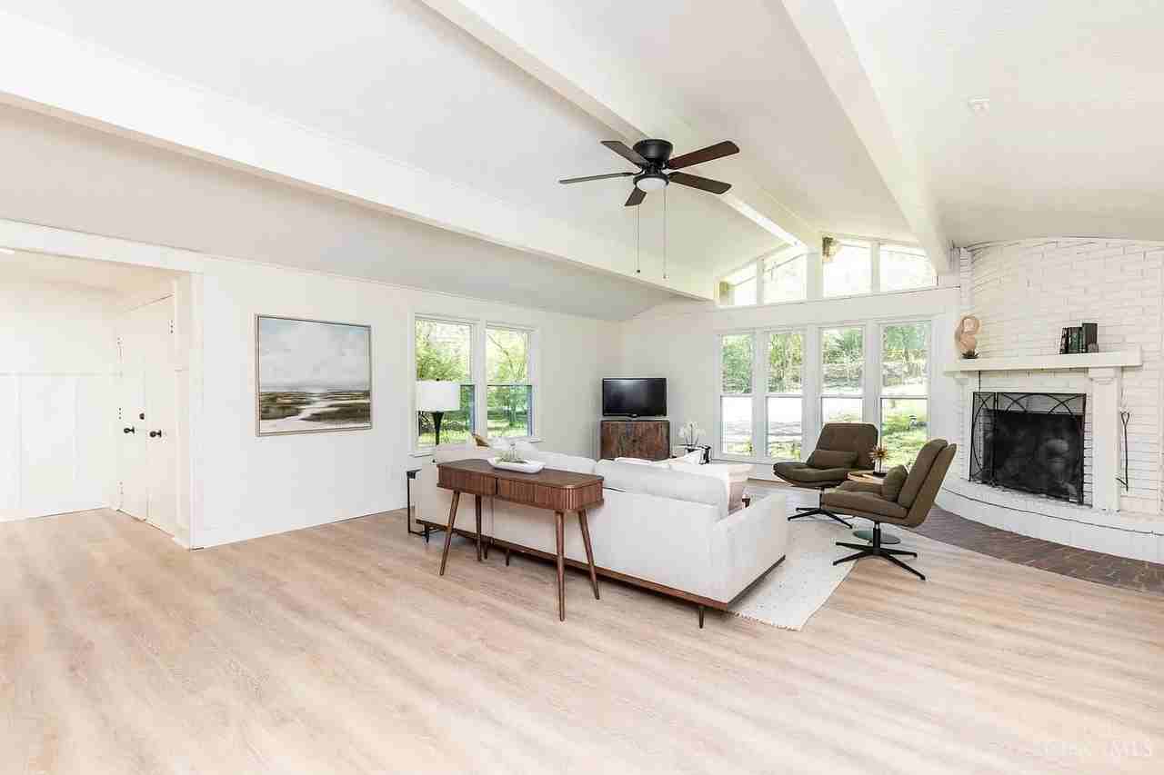 3975 Mount Carmel Rd - Photo 5 of 15