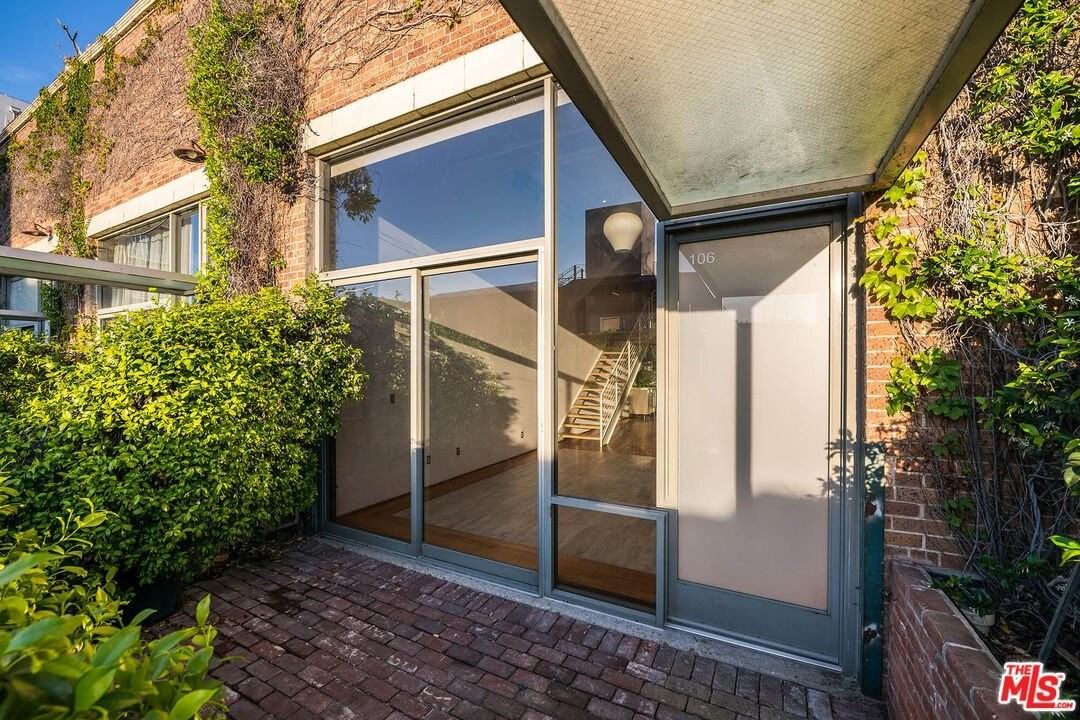 1850 E Industrial St Apt 106 - Photo 5 of 50