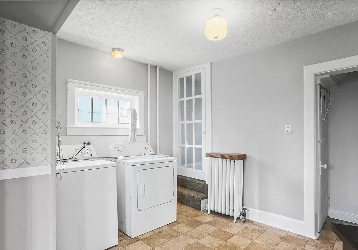 25 E Baltimore St #1 - Photo 4 of 4