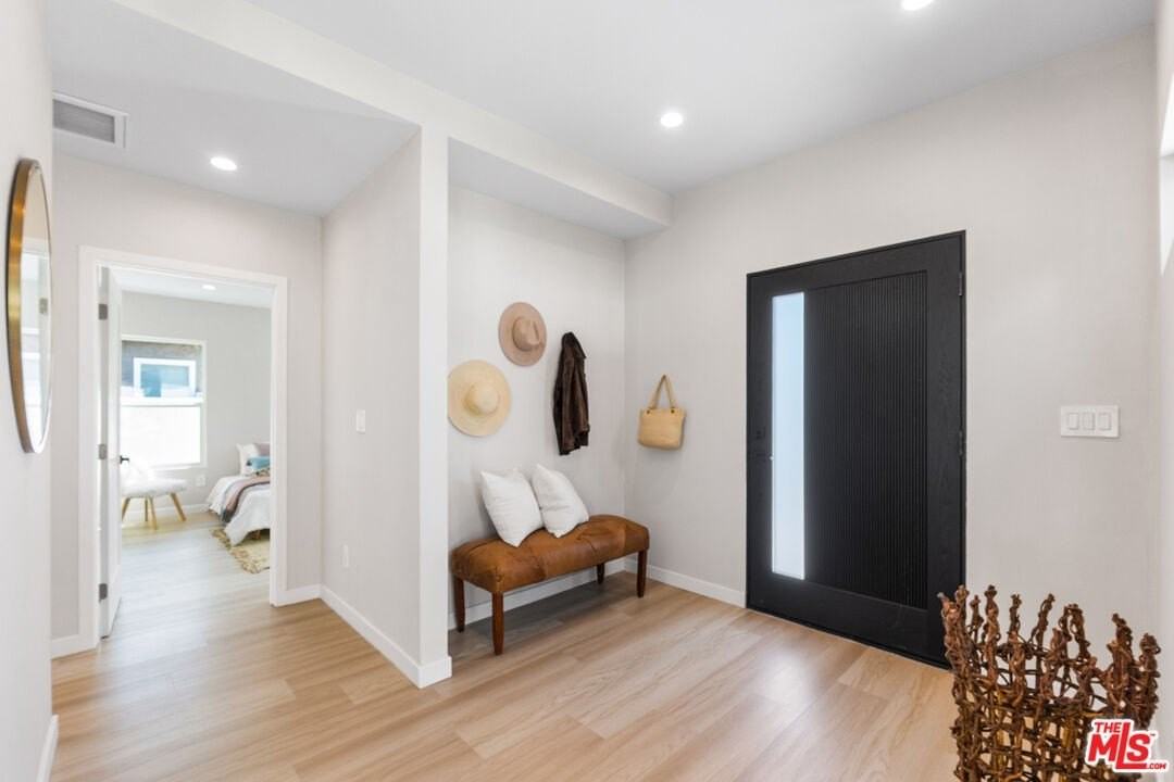 8621 Olin St - Photo 2 of 35