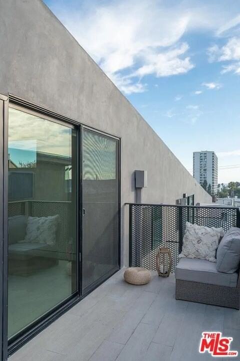 2805 3rd St Apt 6 - Photo 5 of 15