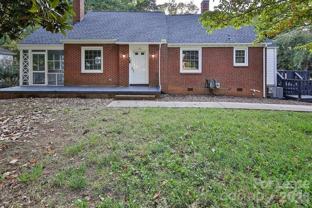 152 W Park Ave - Photo 1 of 1