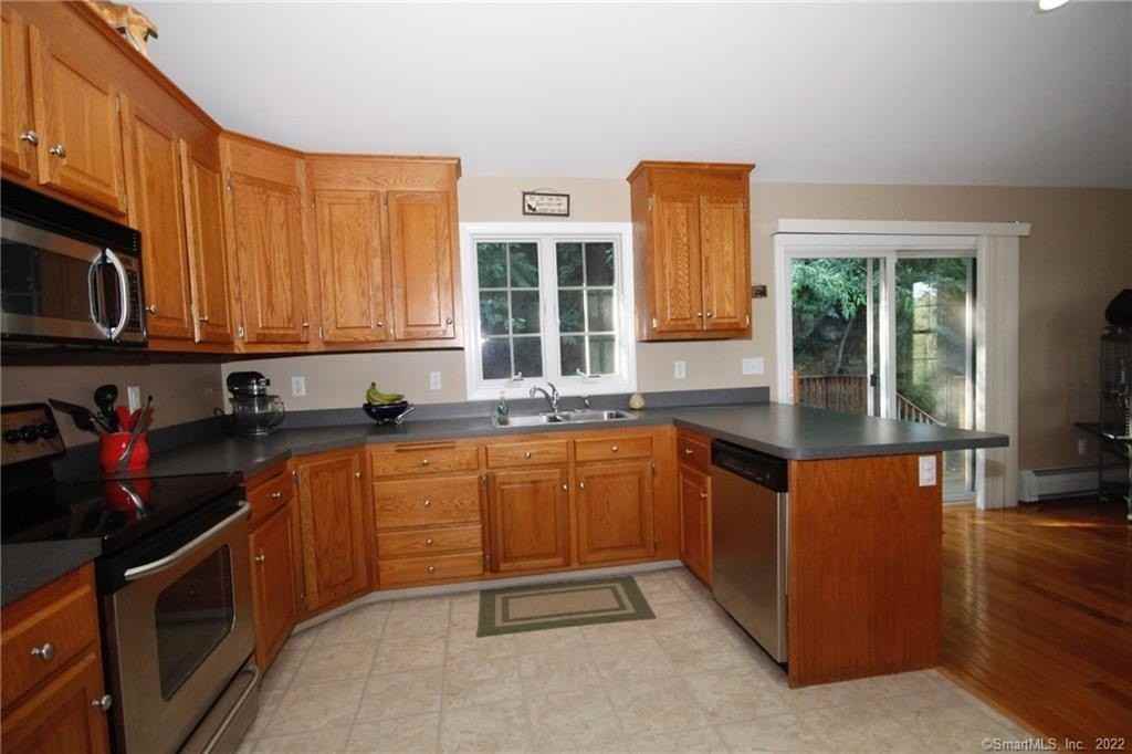 9 Ledgewood Ct - Photo 7 of 13